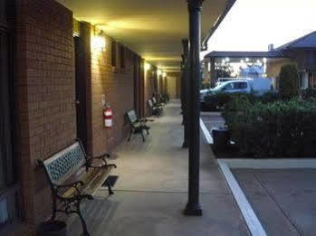 Adelong 4* Narrabri